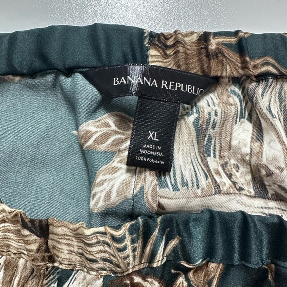 Banana Republic Lounge Wear Pajamas - Picture 3 of 4